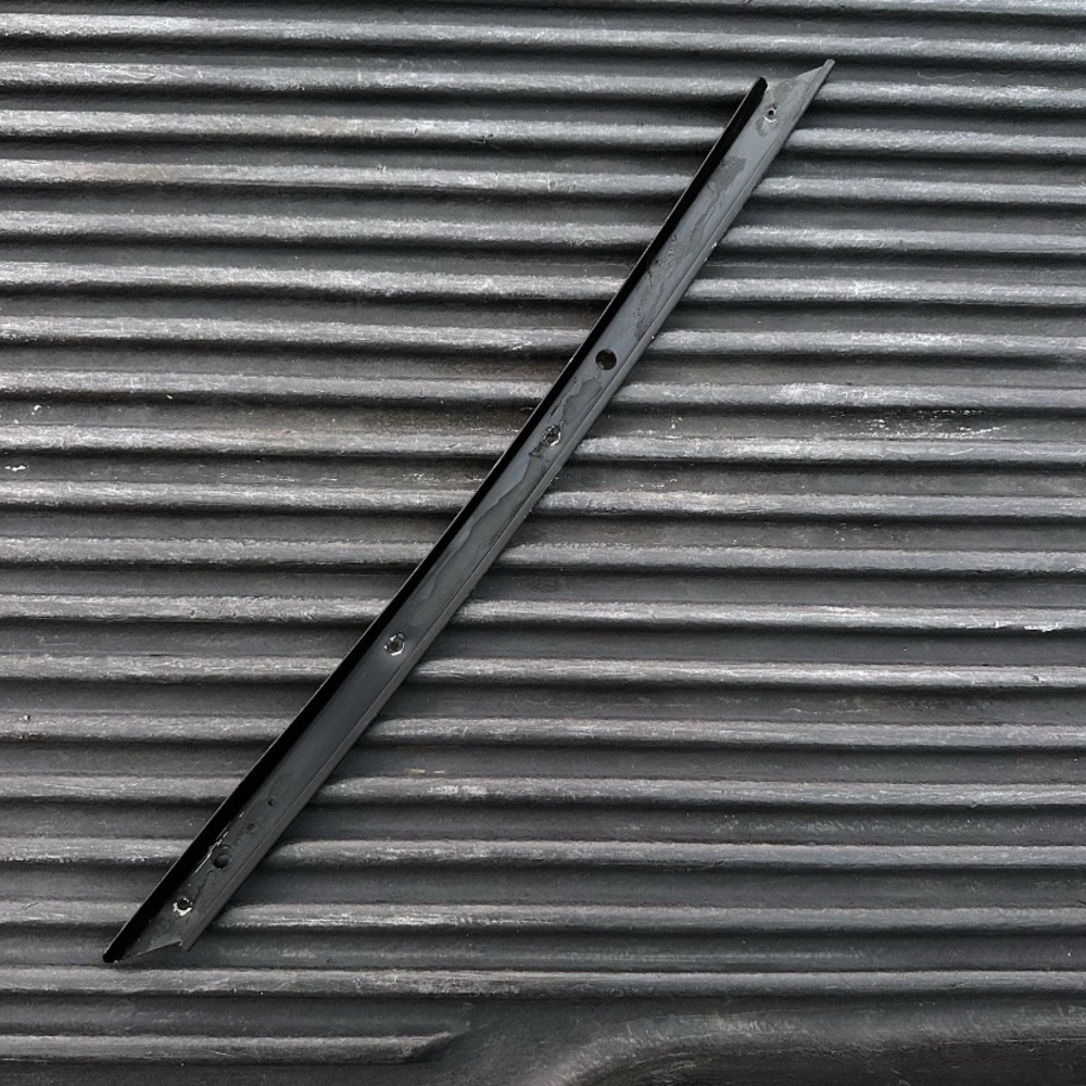 84-96 Corvette Driver’s Side Windshield Weather Stripping Retainer